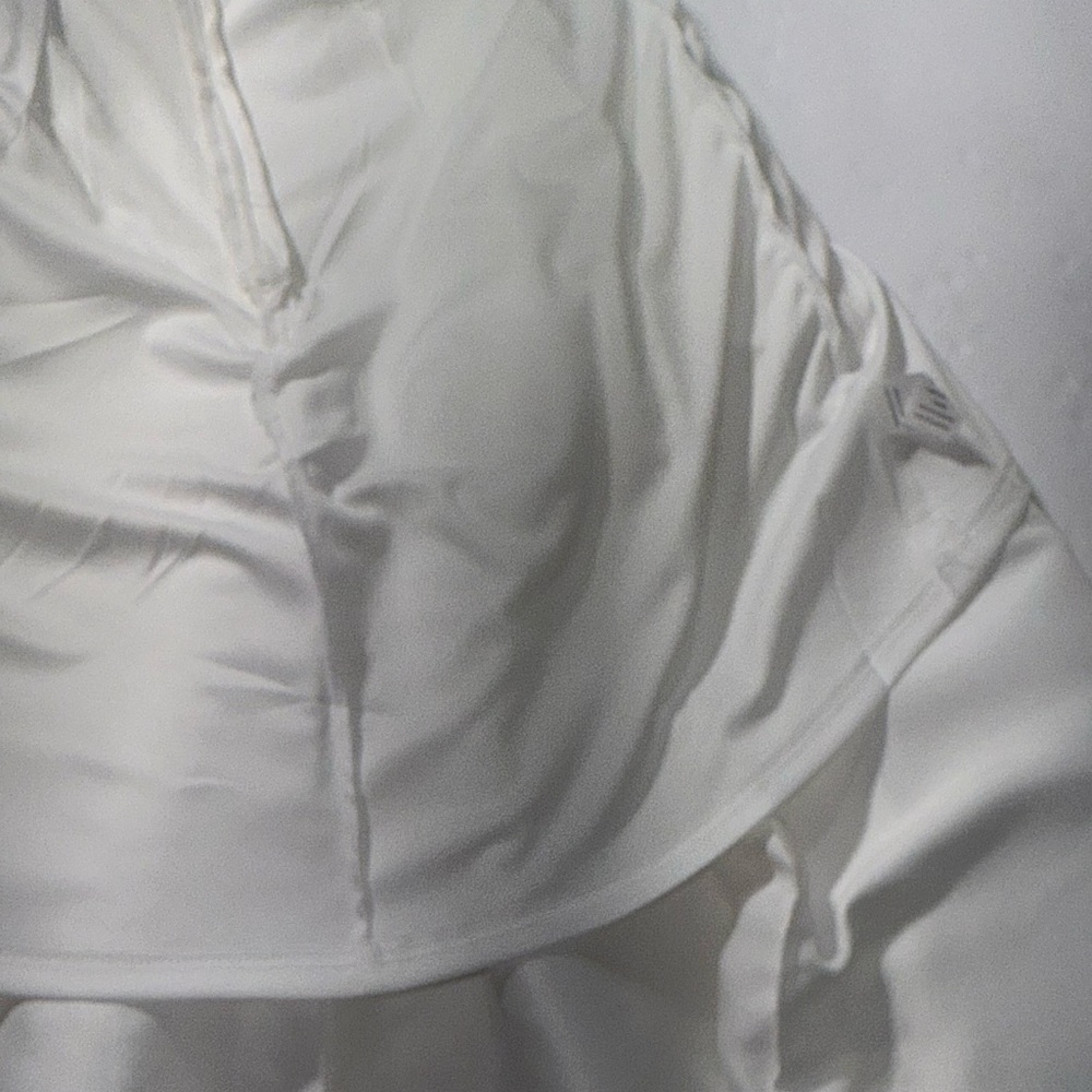 Lulus Manju Elegant sleeveless ivory Wedding Gown Size Medium - Picture 15 of 16
